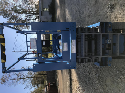2019 Genie GS-2632 Folding rails with half height swing gate