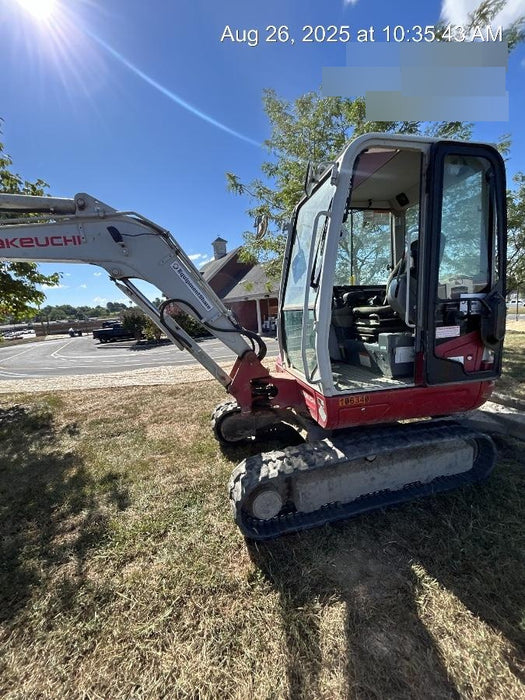 2020 TAKEUCHI TB235-2CR