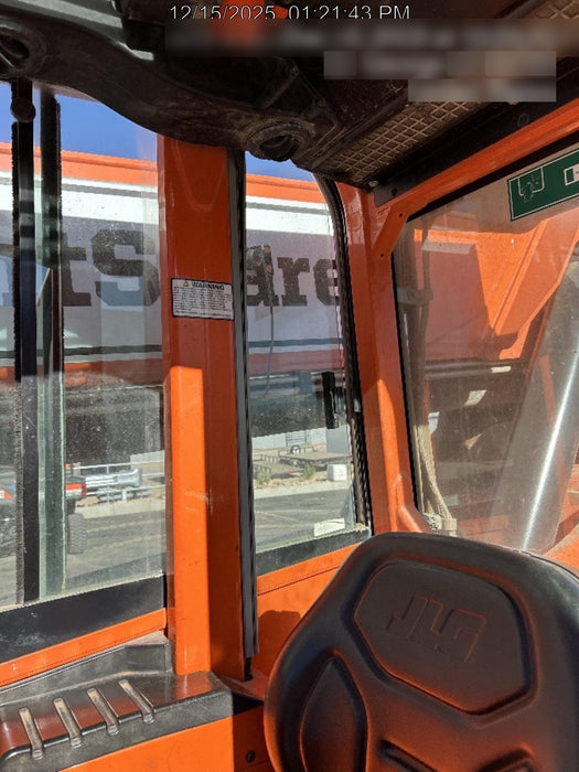 2020 Skytrak 10054 Cab/Heat/Air, Solid Tires, Work Lights, Beacon, Aux Hydraulics, Back up Alarm, Lifting Eye, ES Decals