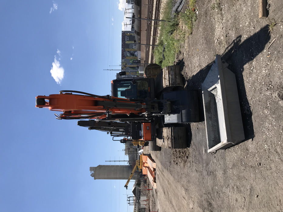 2019 DOOSAN DX225LC-5