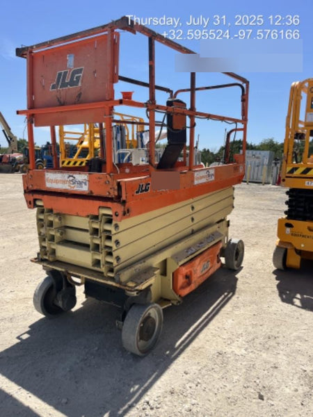 2016 JLG 3246ES