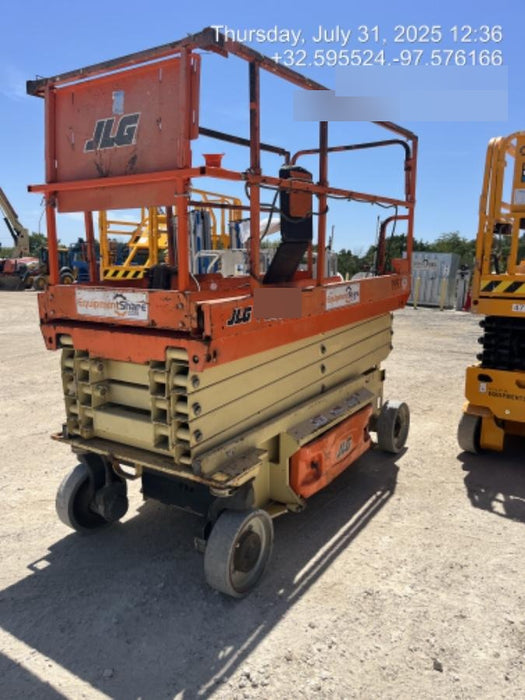 2016 JLG 3246ES
