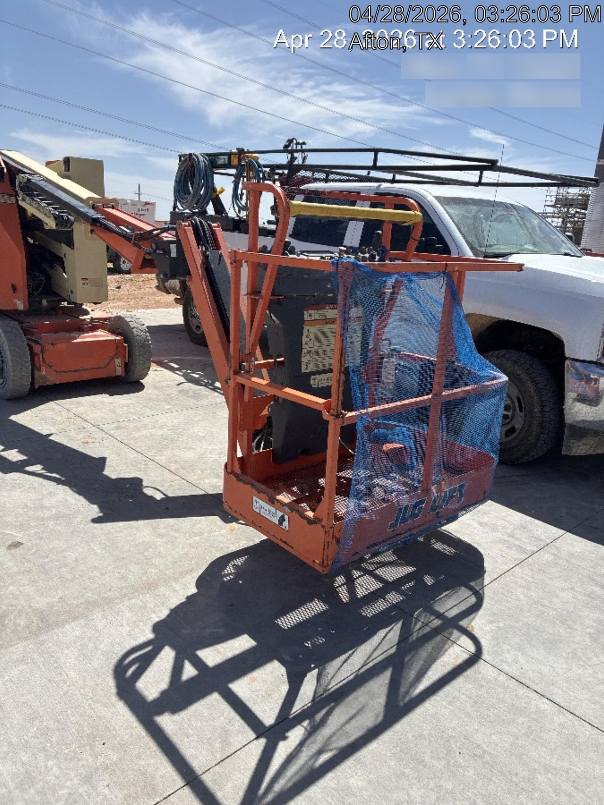 2019 JLG E300AJP