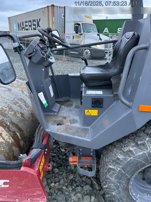 2023 DYNAPAC CA1300D