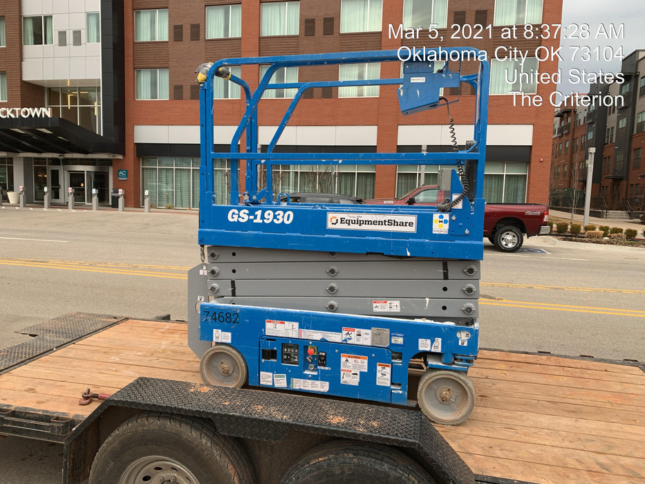 2020 Genie GS-1930 Fixed rails with chain entry gate - Pre A92.20