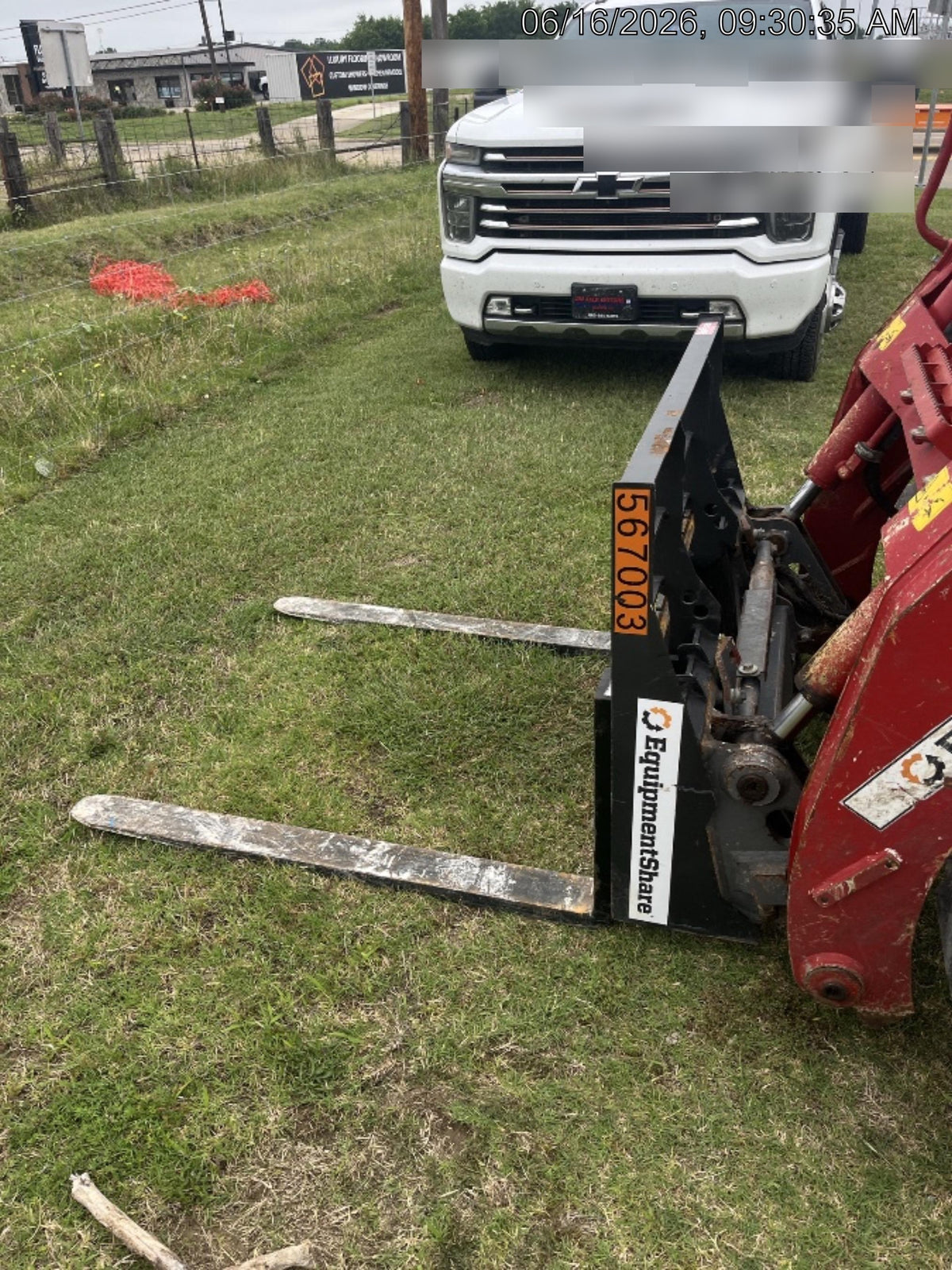 2025 ARROW MATERIAL HANDLING 48" Pallet Forks - Arrow