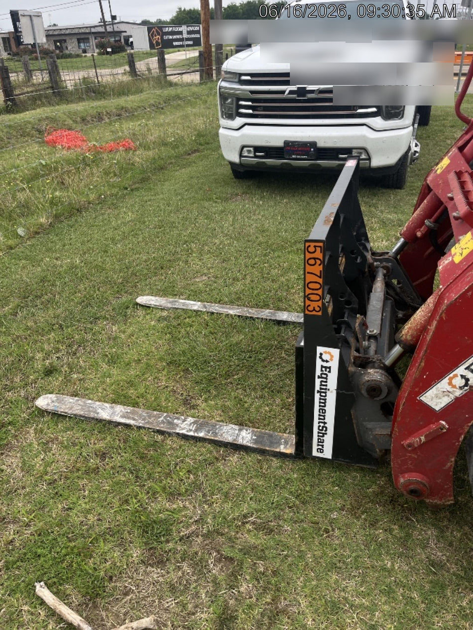 2025 ARROW MATERIAL HANDLING 48" Pallet Forks - Arrow