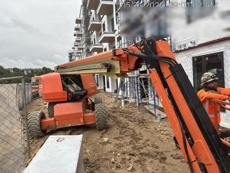 2019 JLG 660SJ
