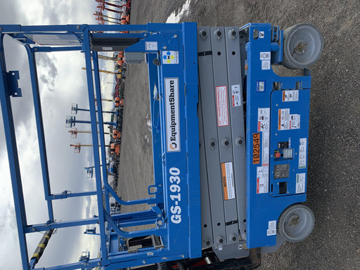 2020 Genie GS-1930 Solid Non Marking Tires, Beacon, Folding rails with half height swing gate, 800W Inverter