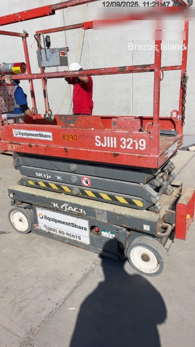 2018 SKYJACK SJIII-3219