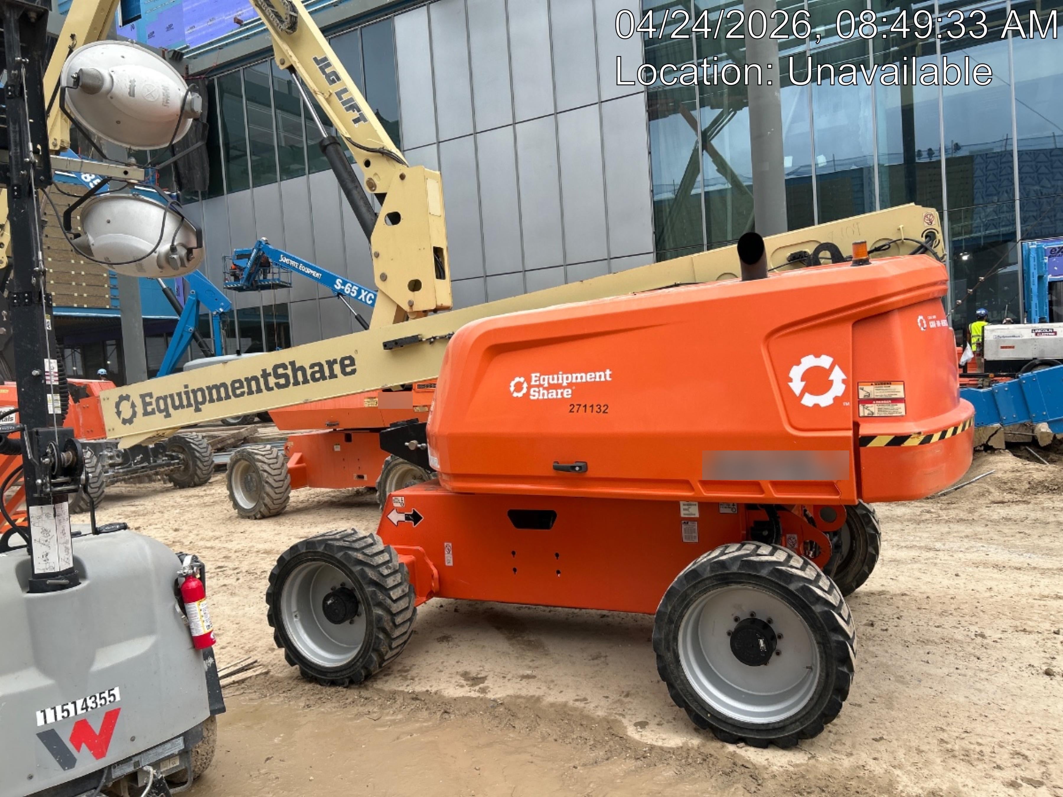 2022 JLG 660SJ