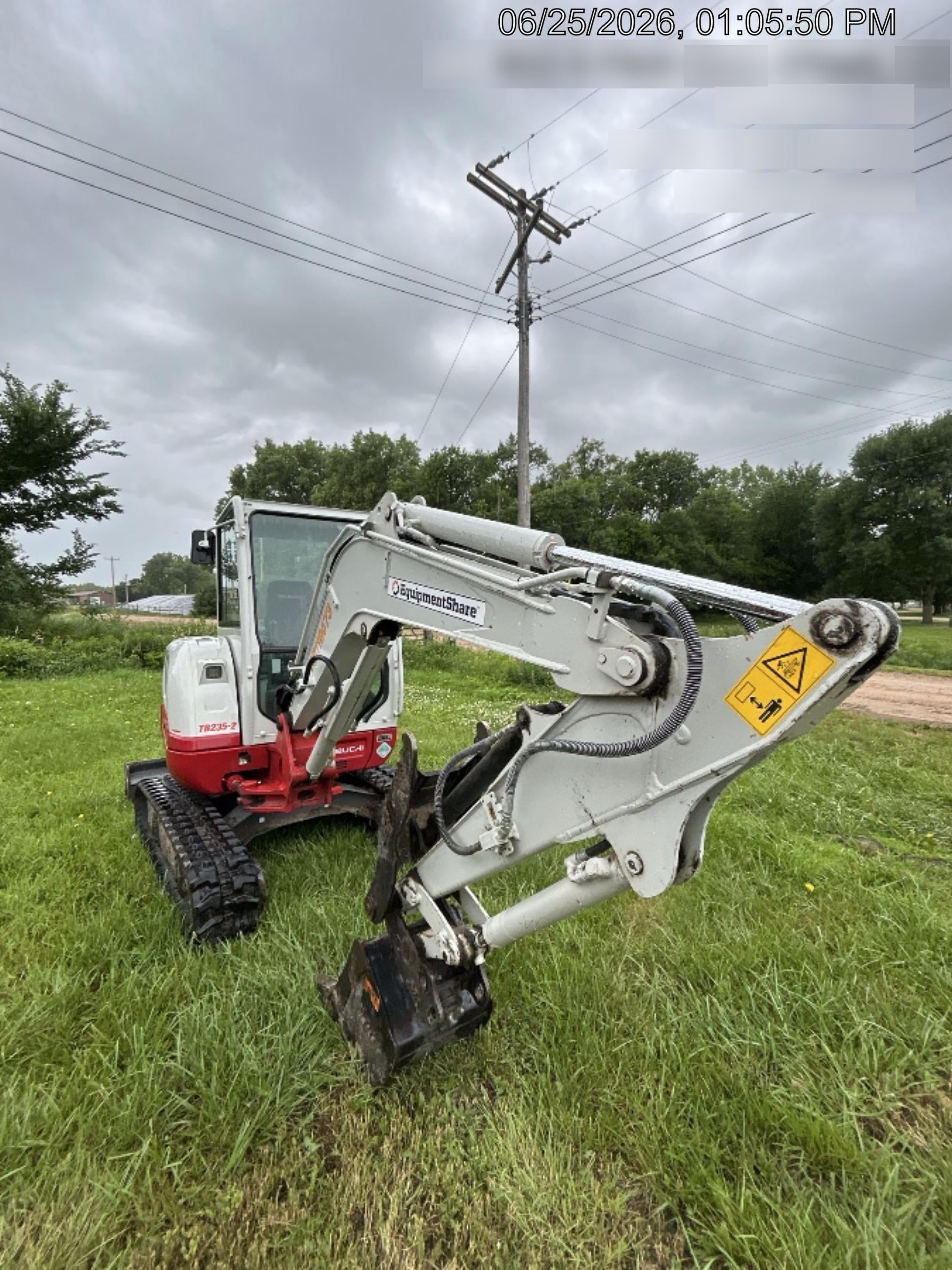 2022 TAKEUCHI TB235-2CR