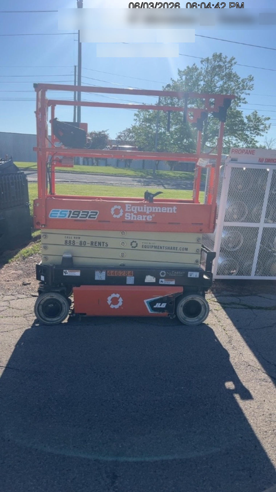 2024 JLG ES1932