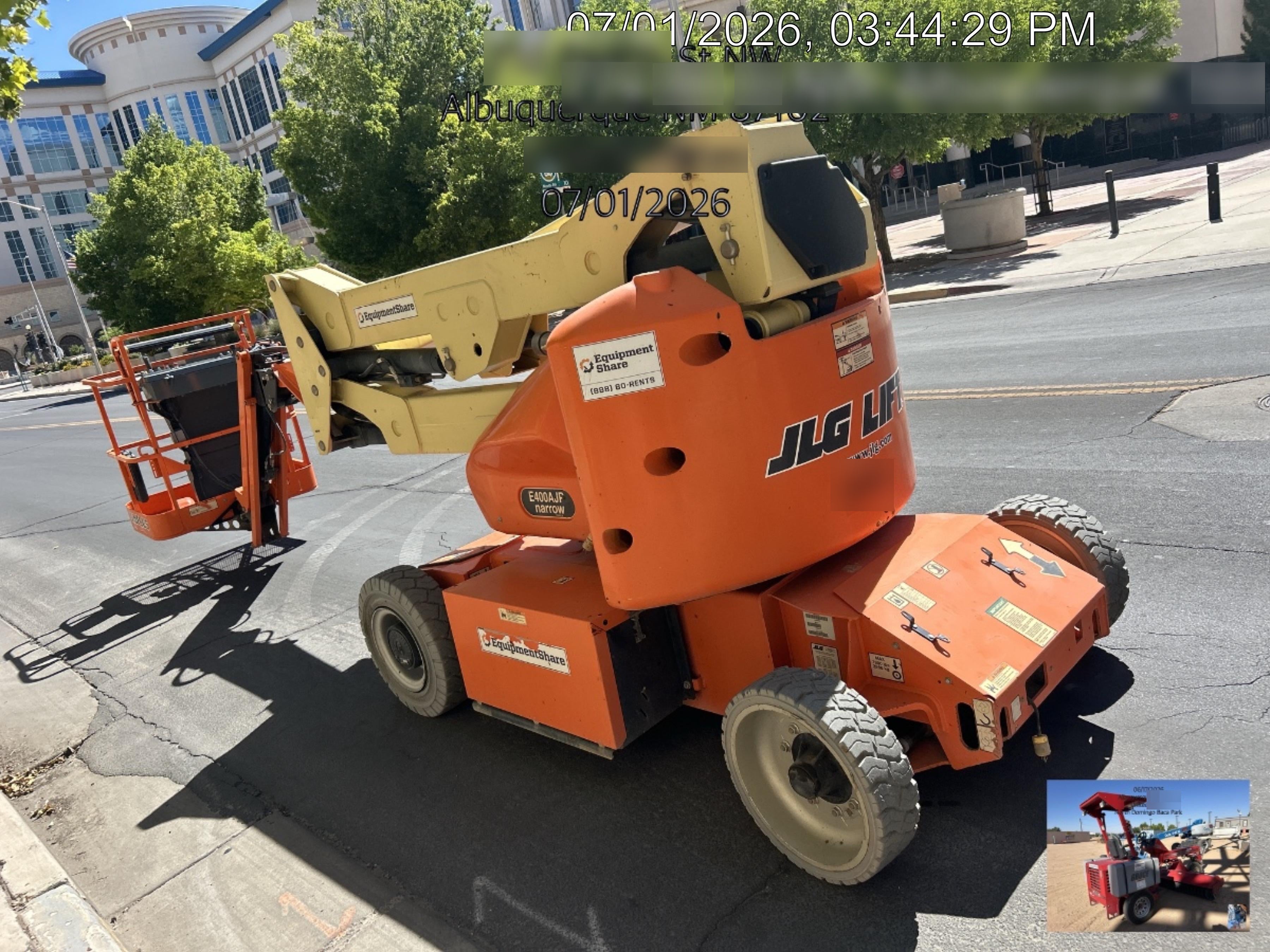 2019 JLG E400AJPN