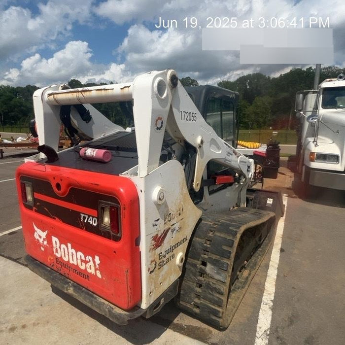 2021 BOBCAT T740