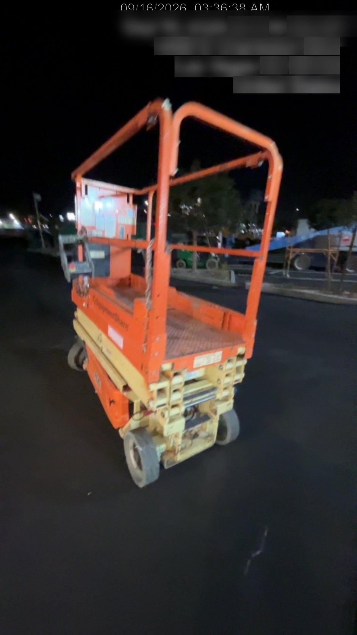 2016 JLG 1930ES Standard Options