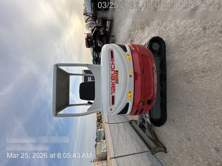 2022 TAKEUCHI TB235-2R