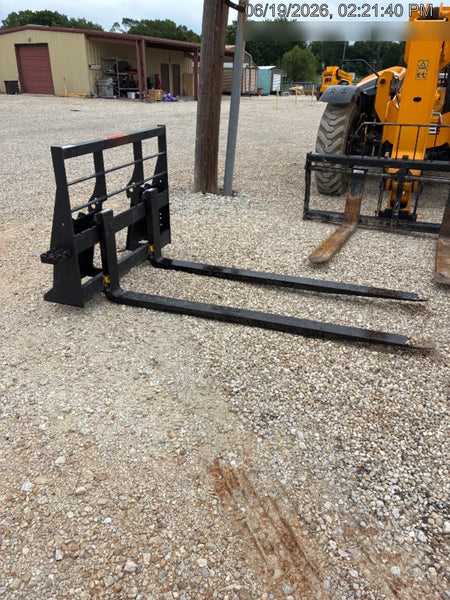 2026 ARROW MATERIAL HANDLING 48" Pallet Forks - Arrow
