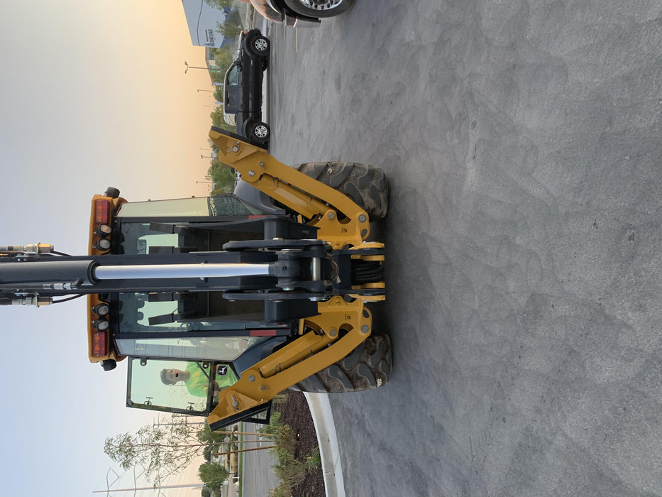 2020 JOHN DEERE 410L - Extendable Stick