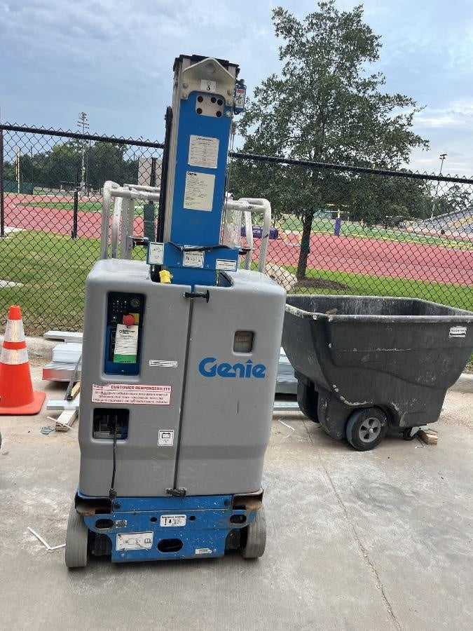 2019 GENIE GR-20