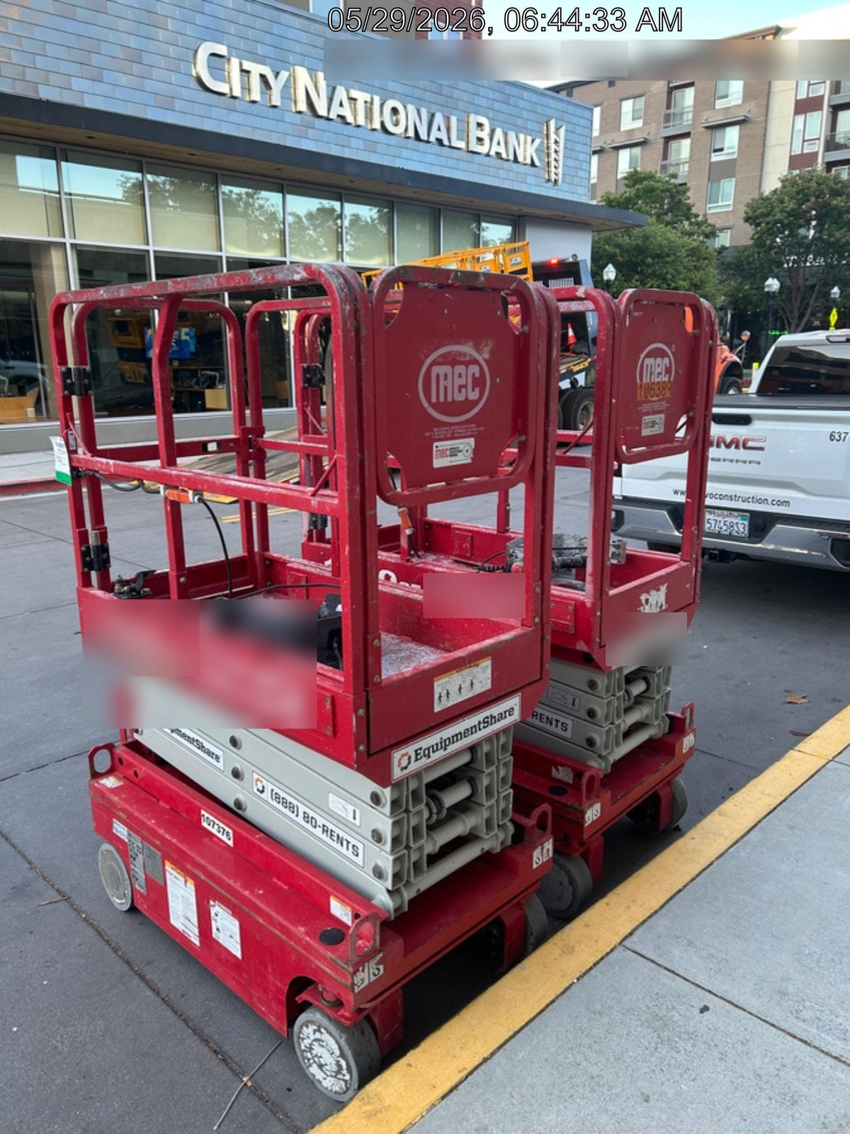 2020 MEC 1330SE Solid NM Tires, Steel Swing out Doors, LCS, Beacon, 900W Inverter