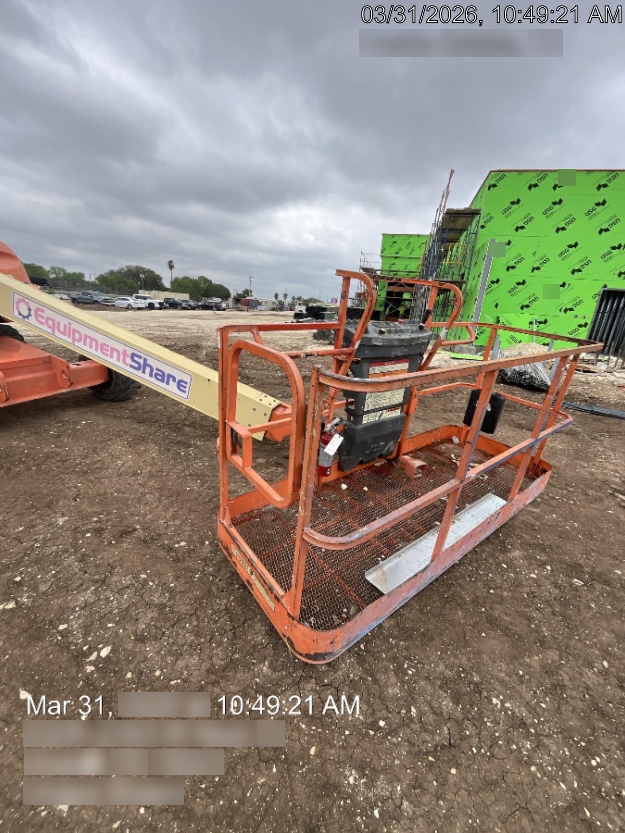 2006 JLG 400S