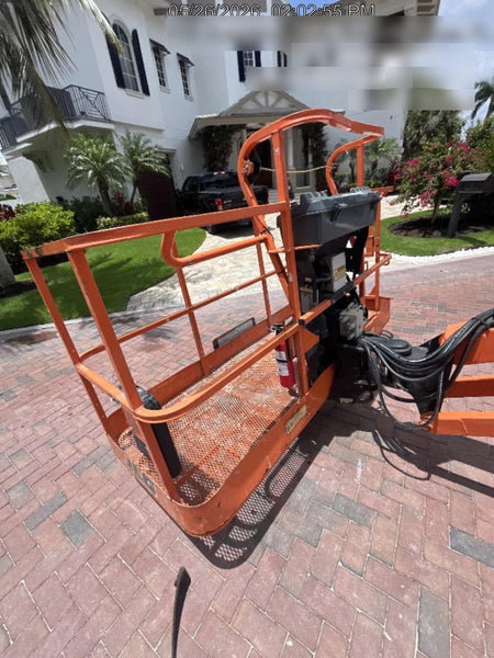 2021 JLG 600AJ