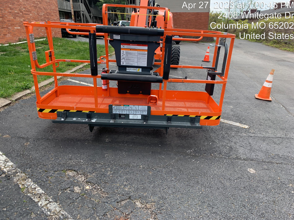 2023 JLG 460SJ