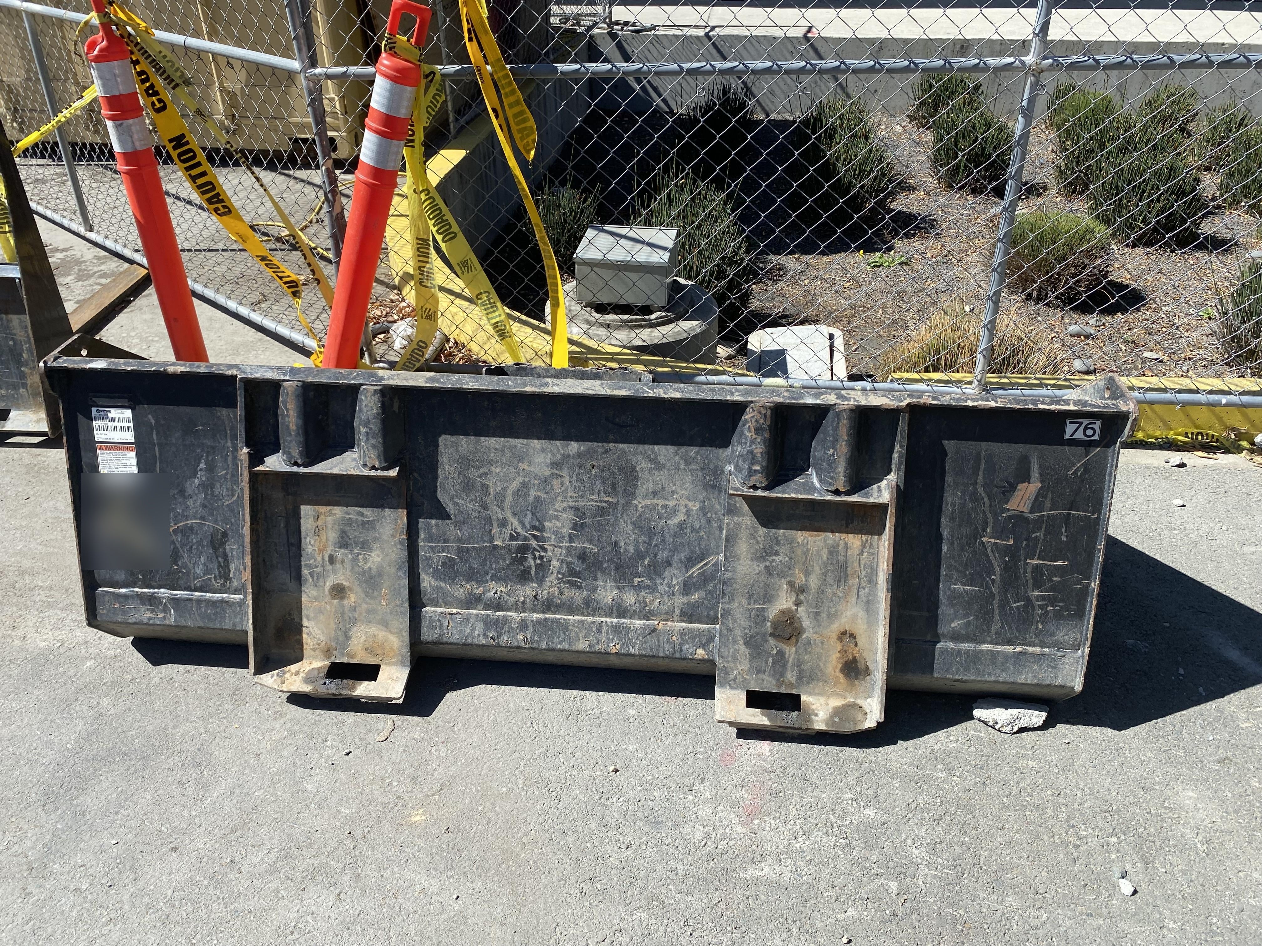 2020 ARROW MATERIAL HANDLING 60" Pallet Forks - Arrow