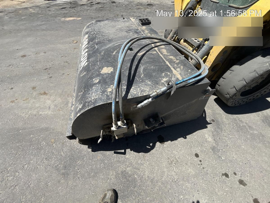 2021 PALADIN Sweepster SB72