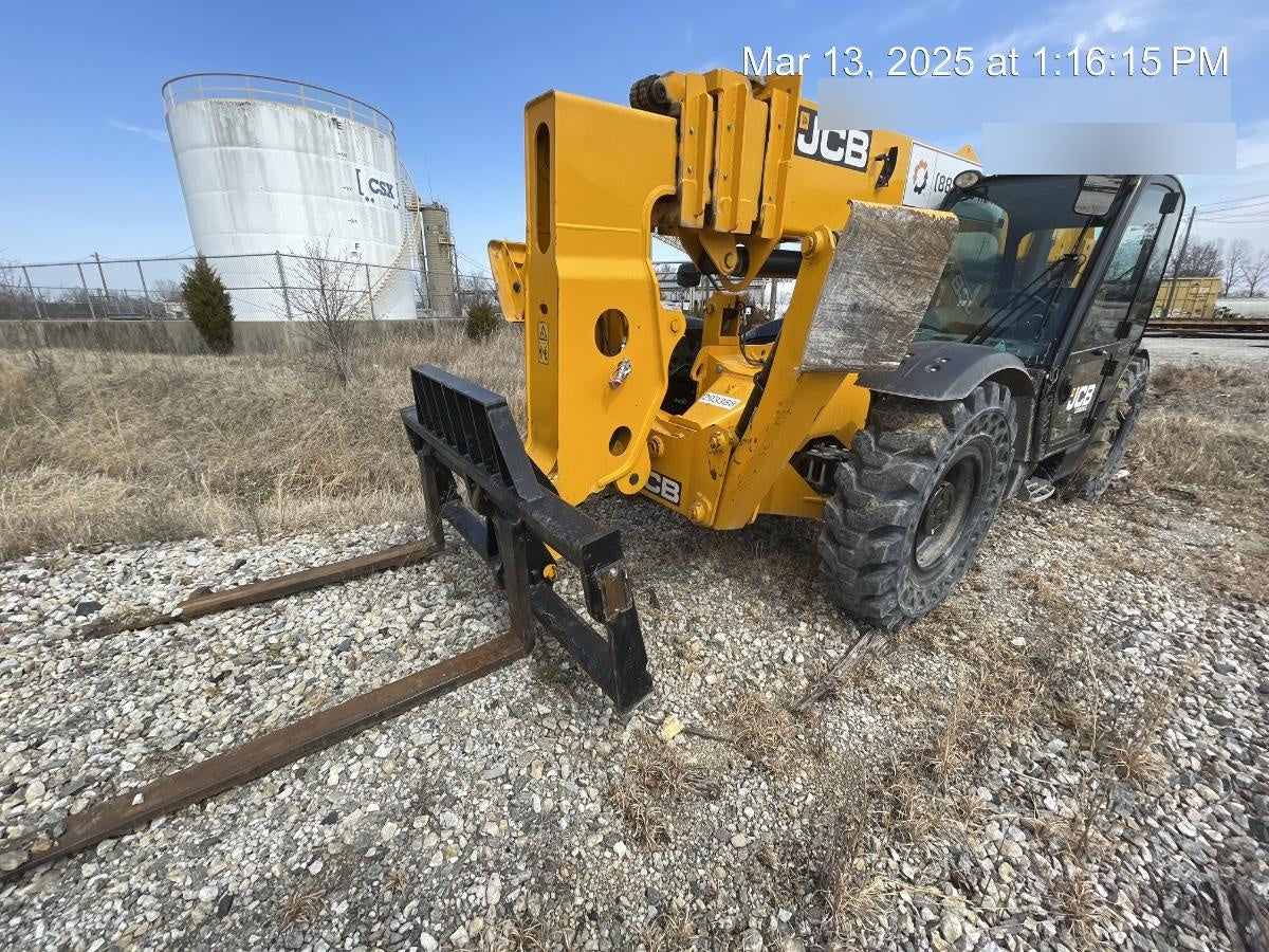 2023 JCB 512-56