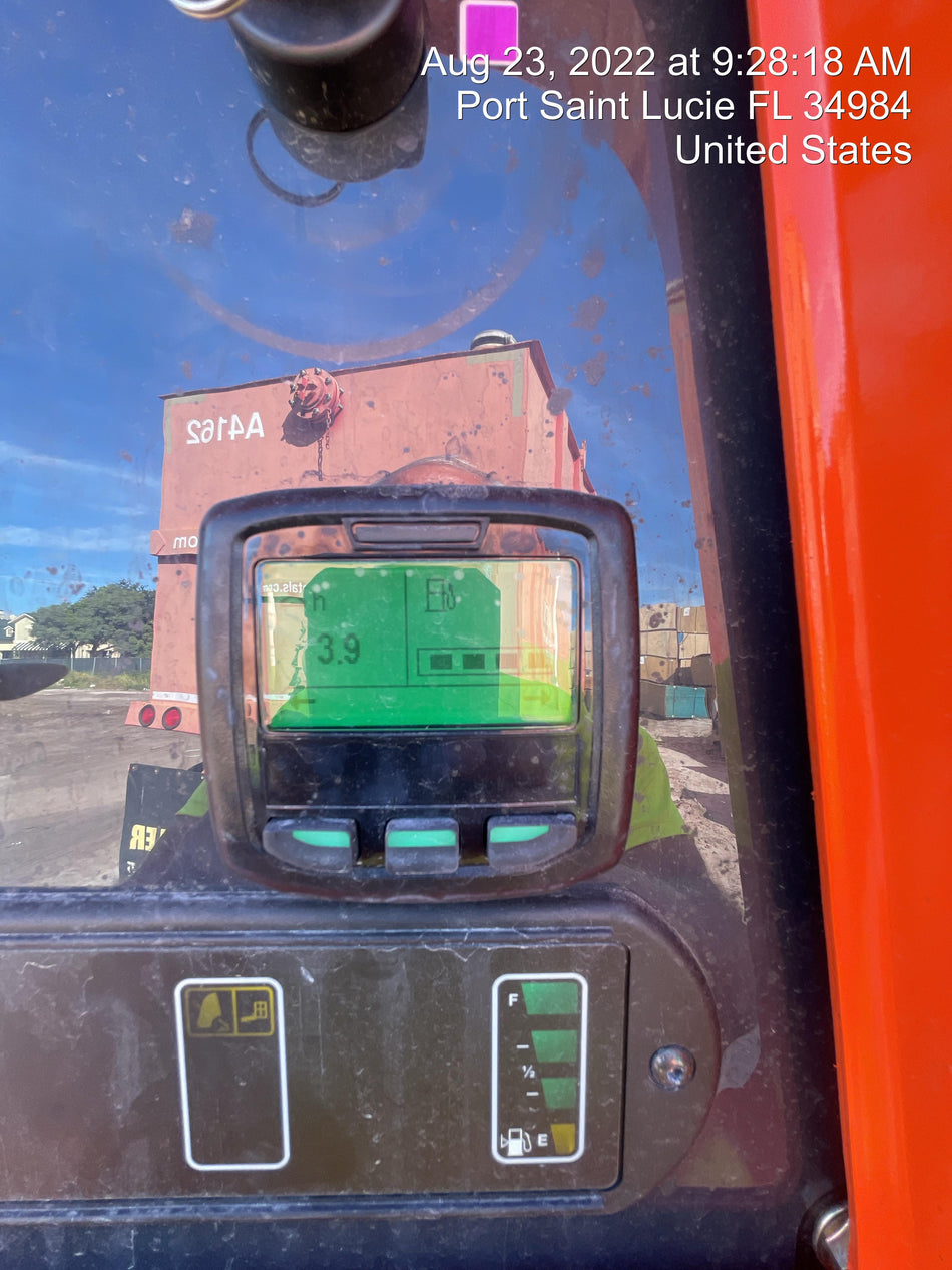 2022 JLG 660SJ