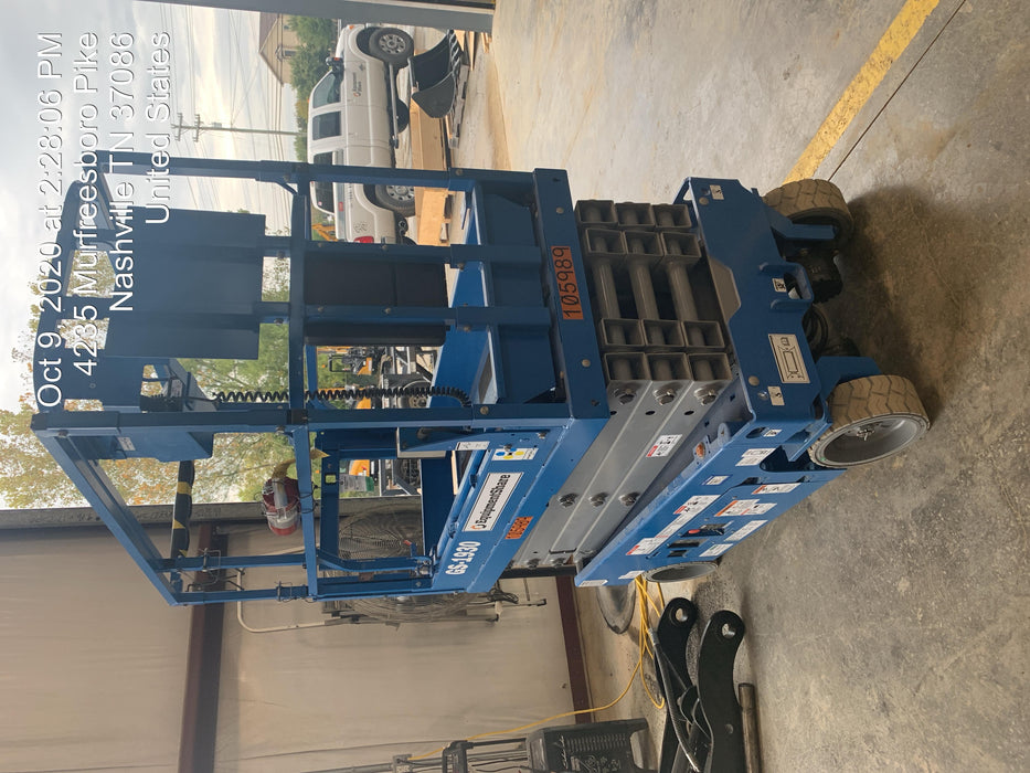 2020 Genie GS-1930 Solid Non Marking Tires, Beacon, Folding rails with half height swing gate