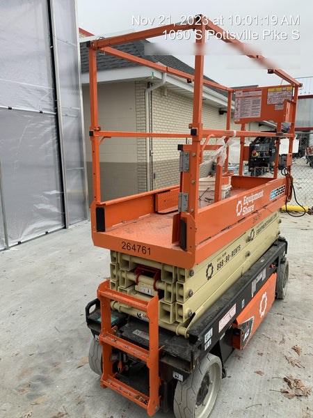 2022 JLG ES2632