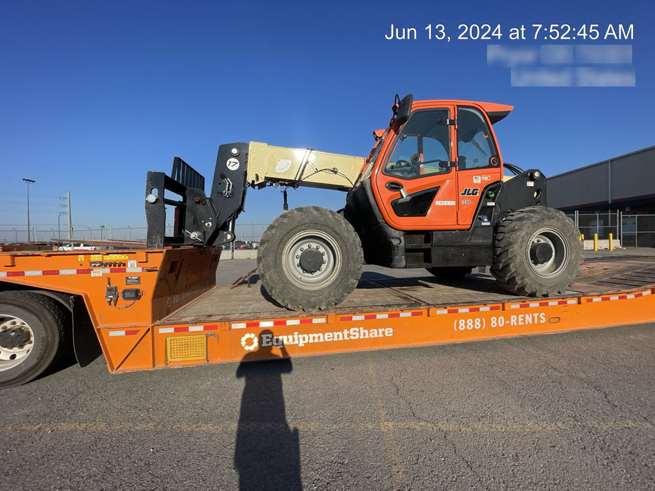 2022 JLG 1732