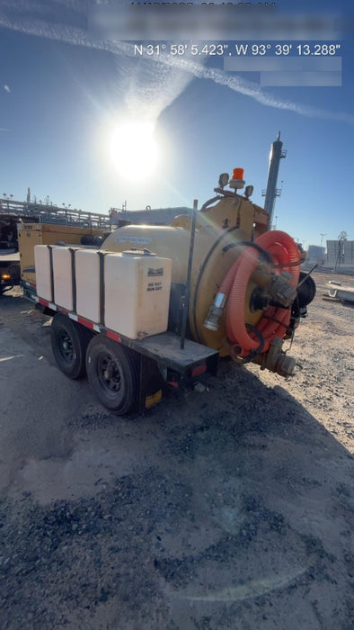 2019 Vac-Tron LP573XDT 24Hp Kohler Diesel, 500 Gal Debris Tank, 500 CFM Vacuum Pump, x2 100 Gal Water Tanks