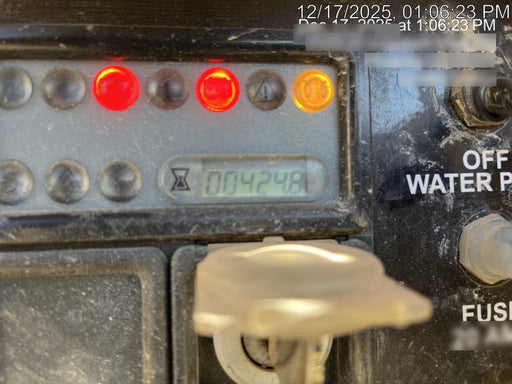 2023 Vac-Tron LP573XDT T4 Koehler Diesel Engine, 500 Gallon Debris Tank, x2 100 Gallon Water Tanks