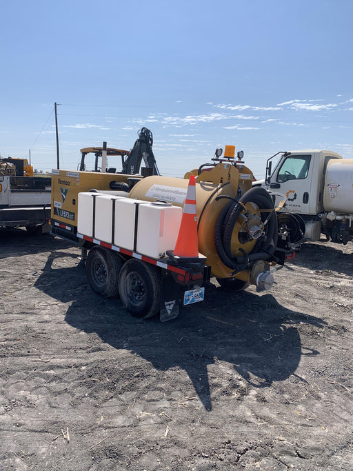 2023 Vac-Tron LP573XDT T4 Koehler Diesel Engine, 500 Gallon Debris Tank, x2 100 Gallon Water Tanks