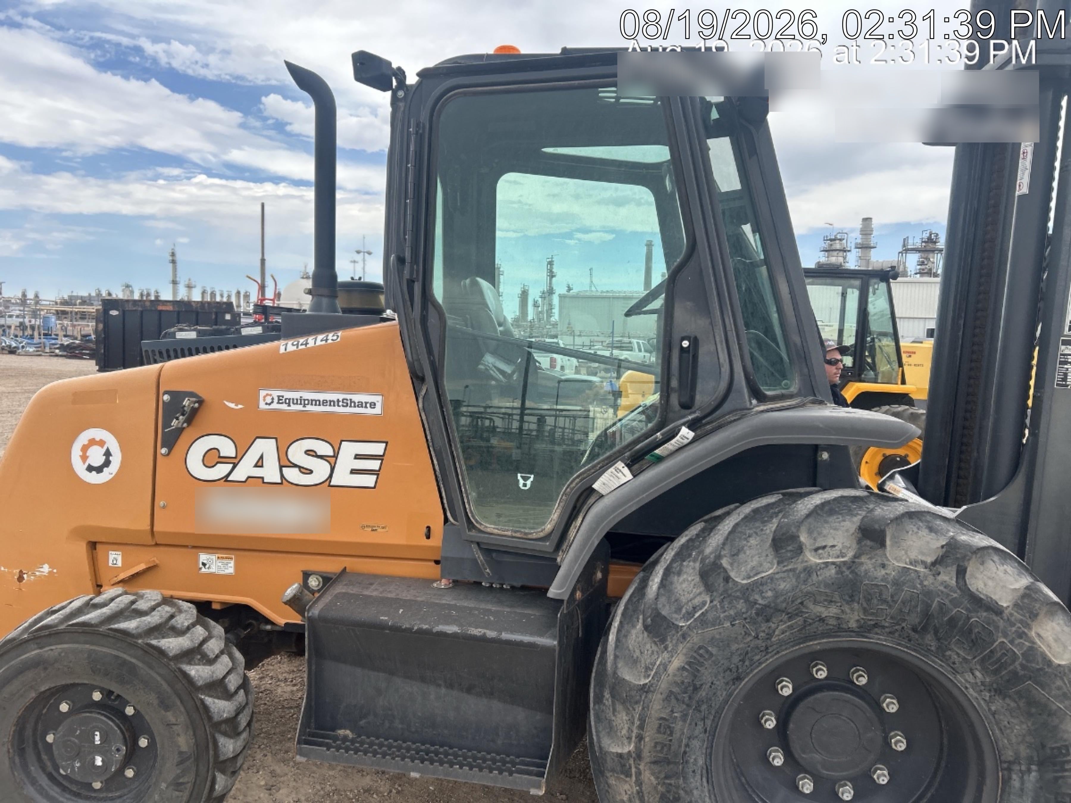 2021 CASE 588H
