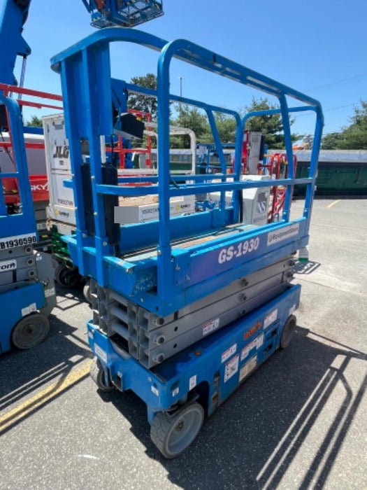 2020 Genie GS-1930 Fixed rails with chain entry gate - Pre A92.20