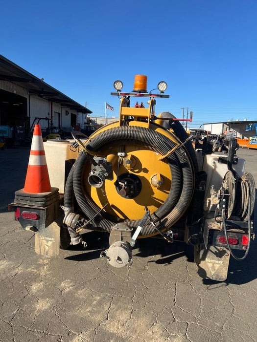 2023 VAC-TRON LP573XDT