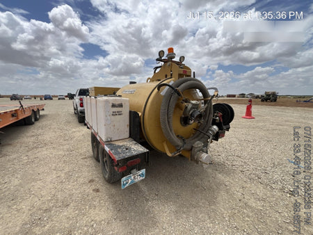 2019 VAC-TRON LP573XDT
