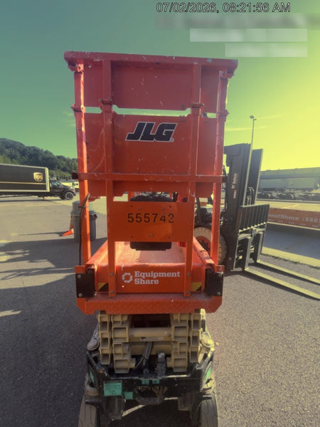 2025 JLG ES1932