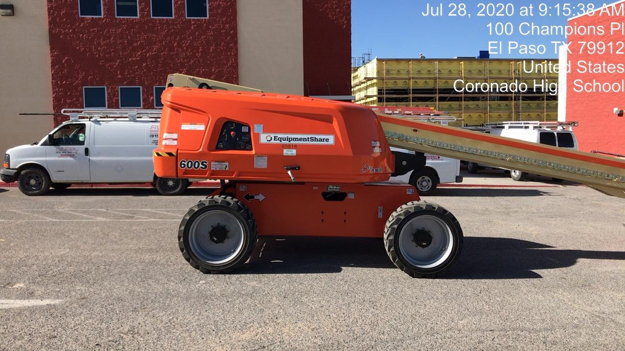 2020 JLG 600S