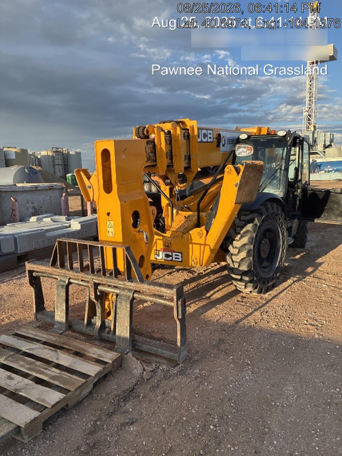 2022 JCB 512-56