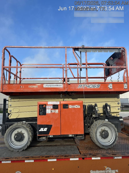 2022 JLG RT4069