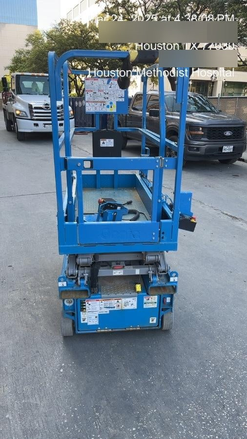 2023 GENIE GS-1432