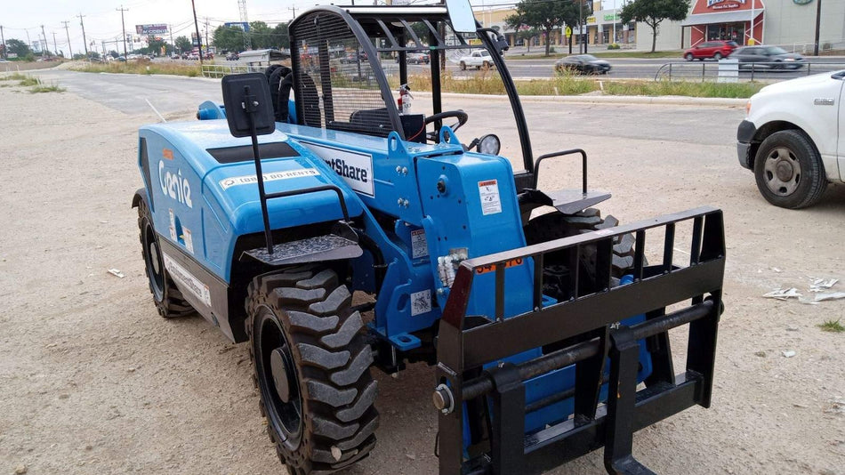 2023 GENIE GTH-5519