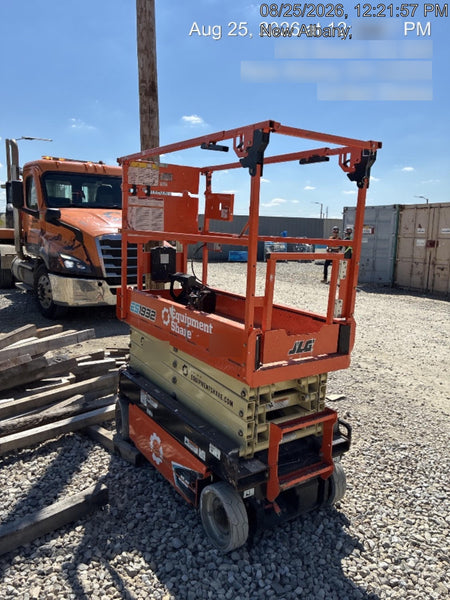 2022 JLG ES1932