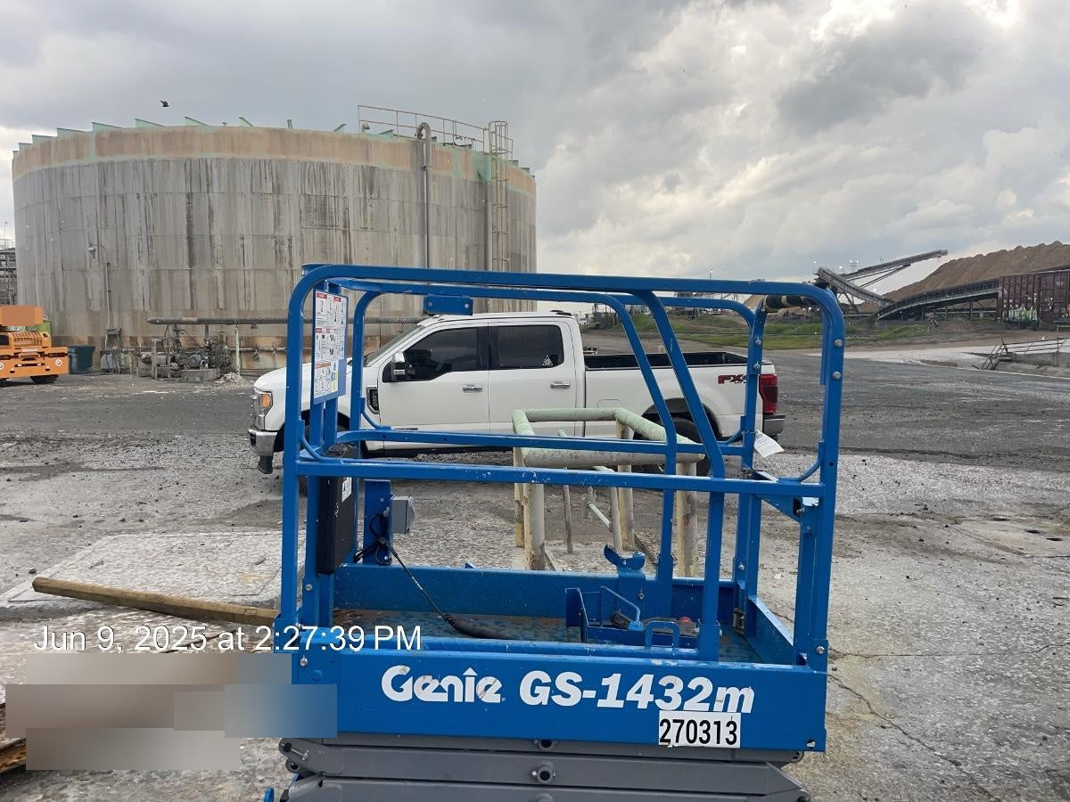 2022 GENIE GS-1432